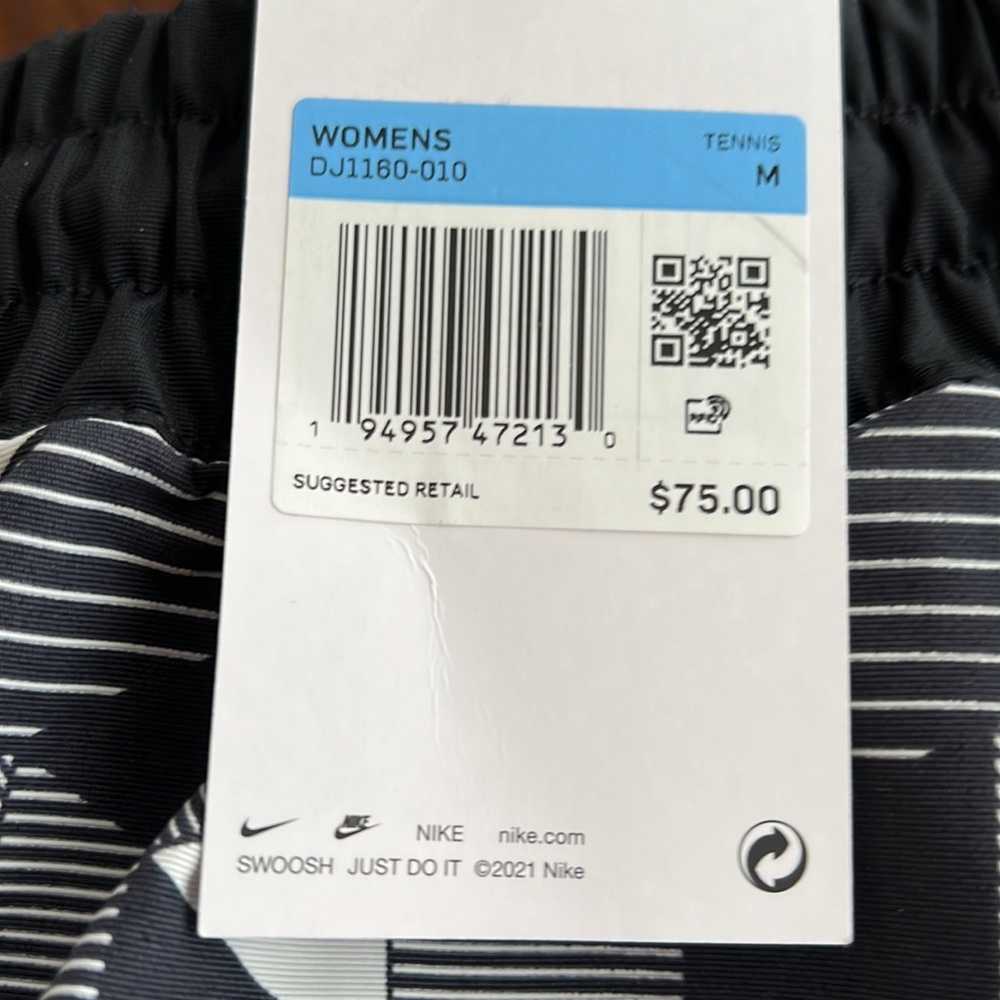 Nike Women’s Nylon Pants Women’s Geometric Black Rainwear, walk-in outdoor pants - Picture 8 of 11